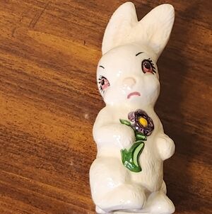 Vintage Textured Ceramic Pouty Face Easter Bunny Decoration